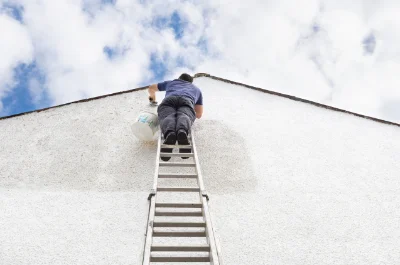 Peinture extérieure à Saint-Martin-des-Pézerits — façades et ravalement